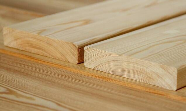 Пиломатериал (лиственница сибирская) 120*27*3000 STT 1/3 сорт С